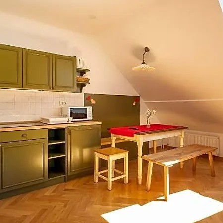 Berghi & 호텔 3*